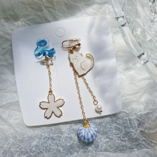Luninana Clip-on Earrings - White Marble Cat with Sakura Earrings LL017