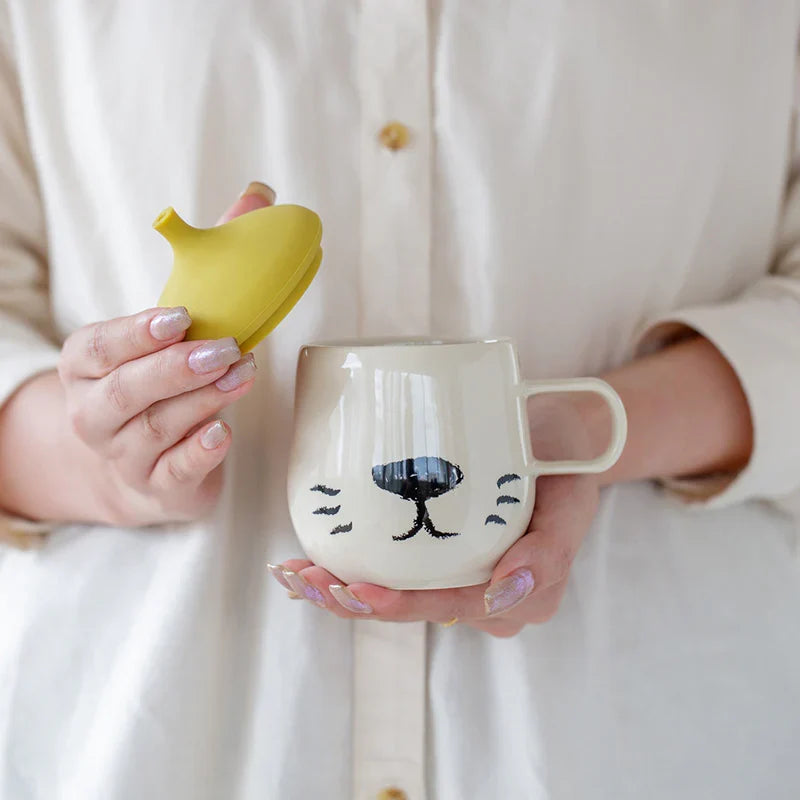 Bisque ALL MEMBERS Mug with Lid - Mustard
