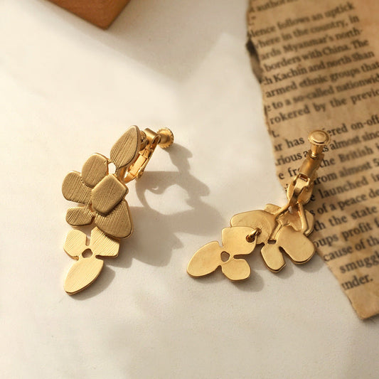 Luninana Clip-on Earrings - Golden Leaves Earrings YBY093