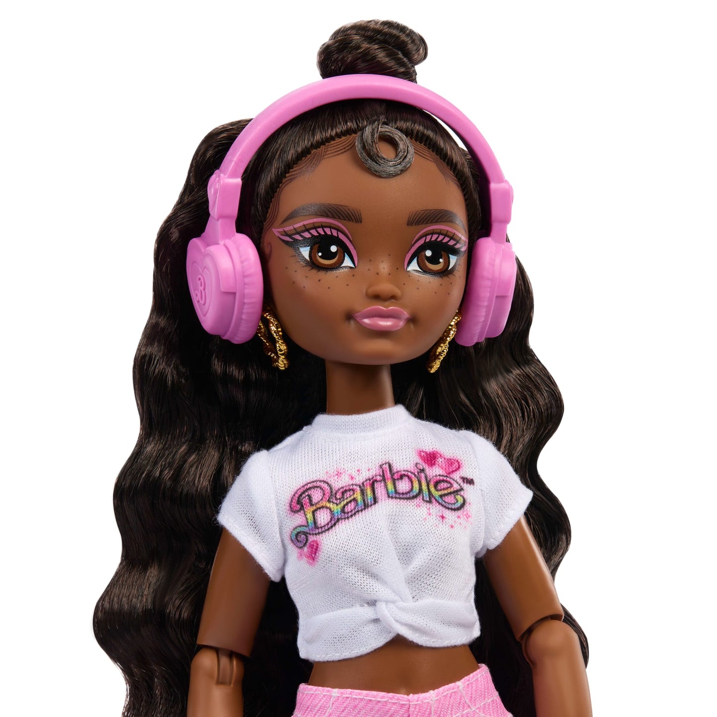 Dream Besties Barbie “Brooklyn” Roller Skating Fashion Doll With 9 Music & Video Themed Accessories