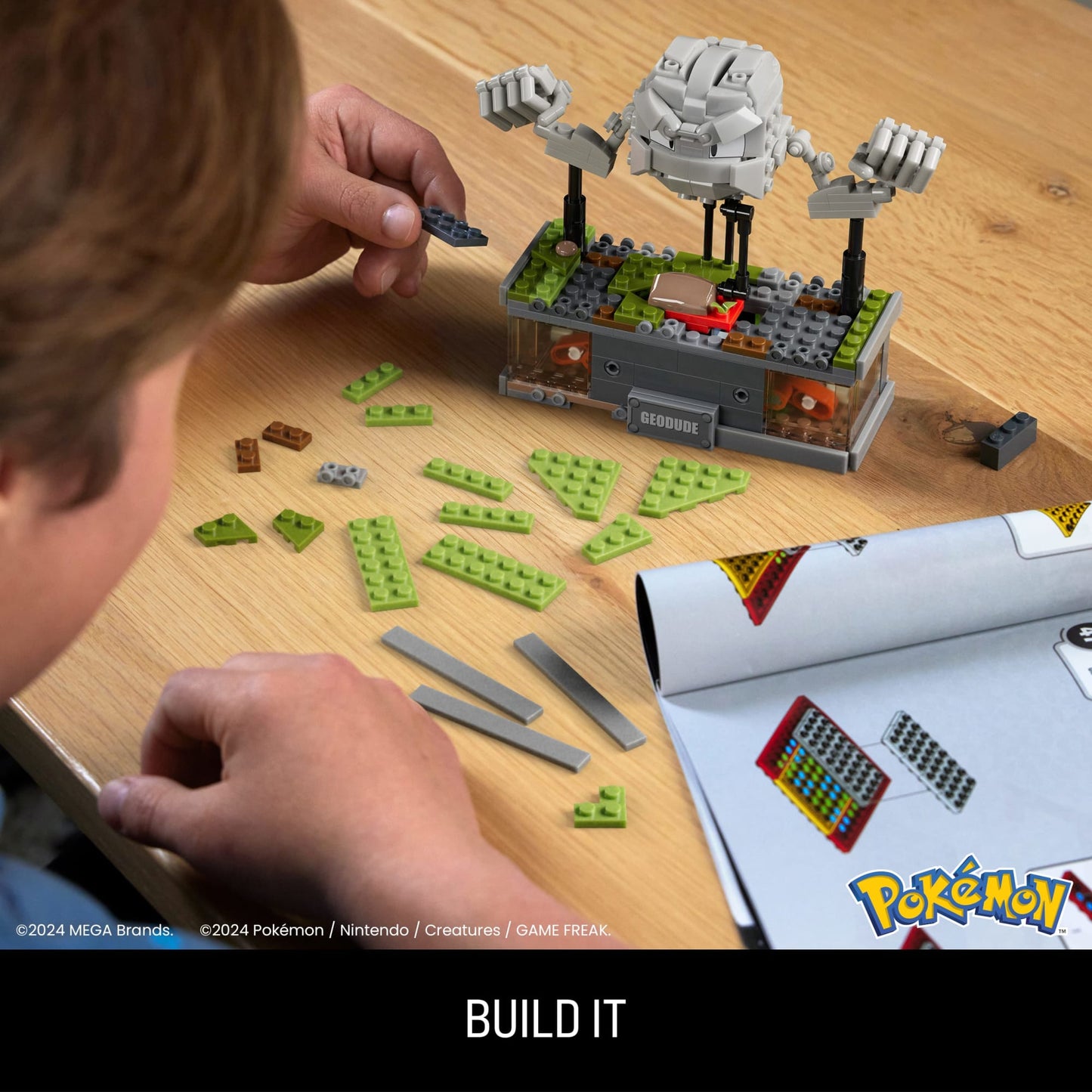 MEGA Pokémon Mini Motion Geodude Building Kit With Motion (354 Pieces) For Collectors
