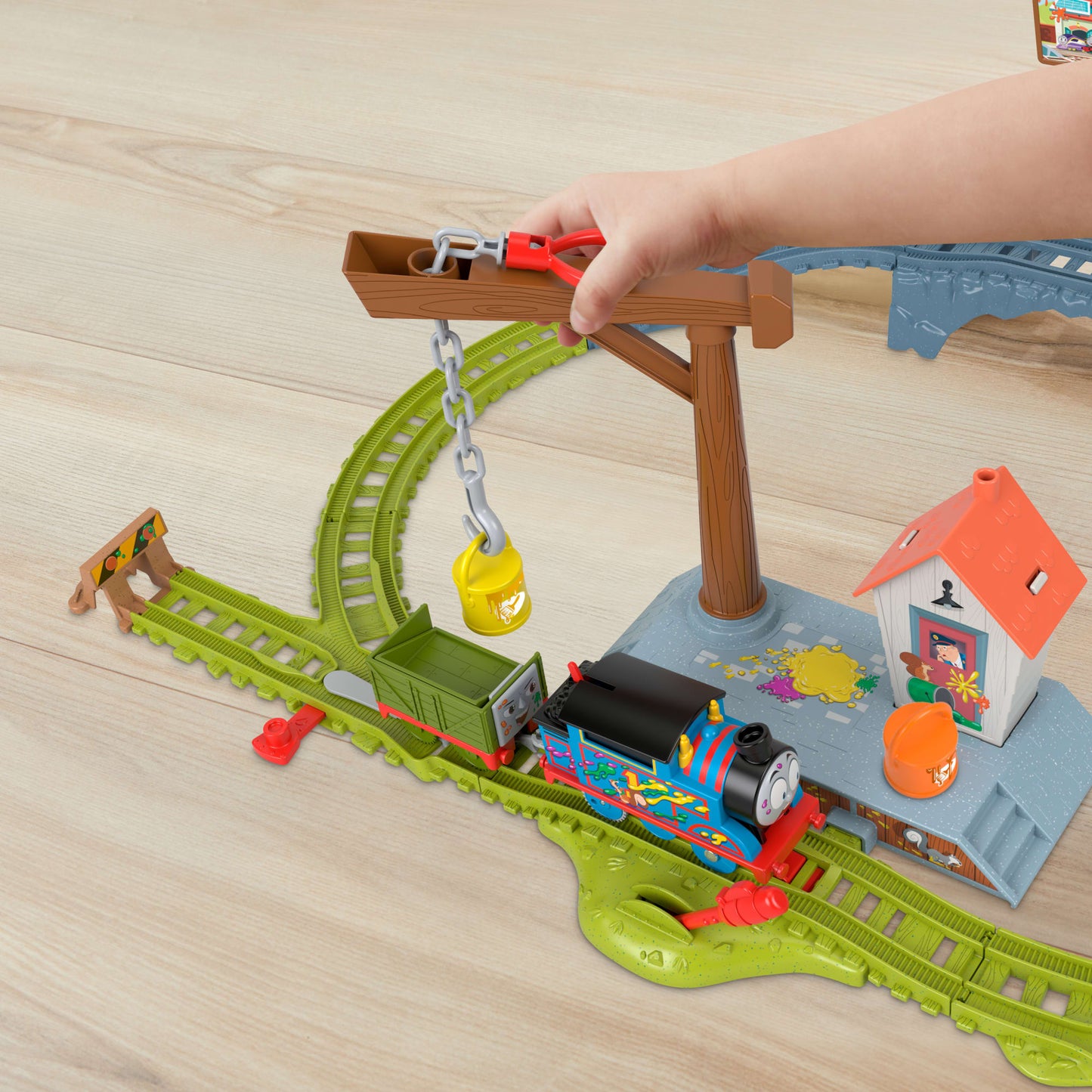 Thomas & Friends Pista de Juguete Entrega de Pintura