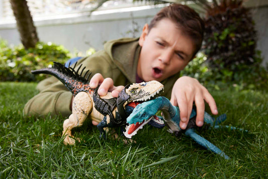 Jurassic World Dinosaurio de Juguete Rastreadores Gigantes