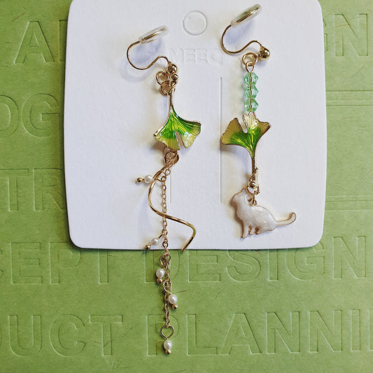 Luninana Clip-on Earrings - Marble White Kitten with Leaf Earrings LL027