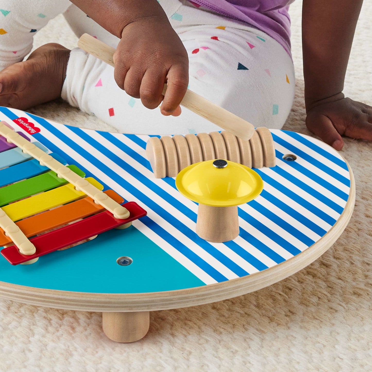 Fisher-Price Brinquedo para Bebês Mesa de Atividades Musicais de Madeira