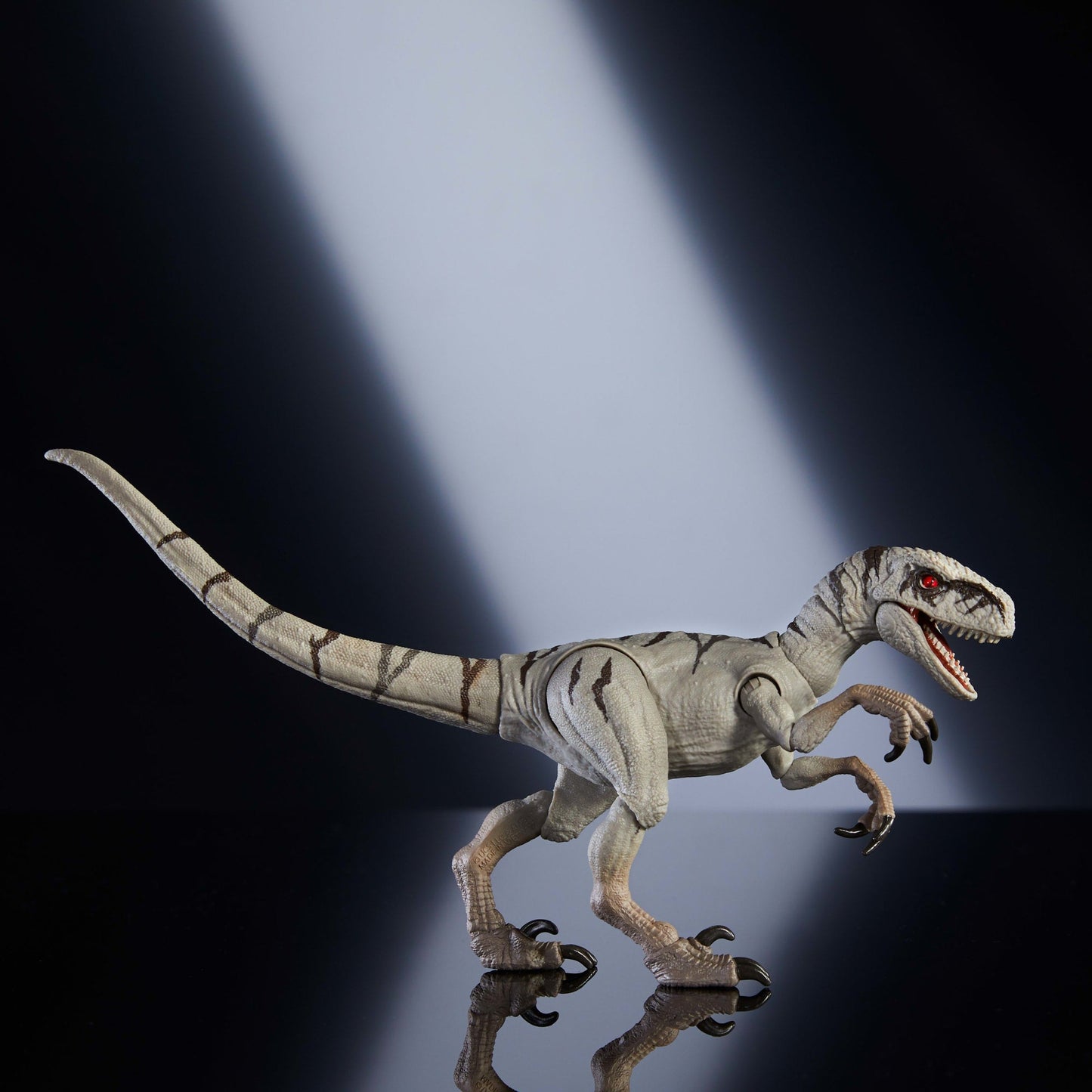 Jurassic World Hammond Collection Figura de Acción Atrociraptor Ghost